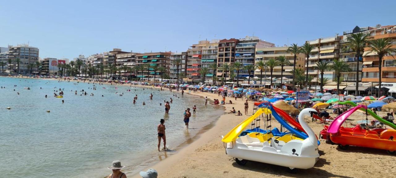Calle Maestro Parada Torrevieja Dış mekan fotoğraf